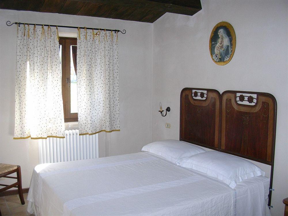 Gasthaus Antica Dimora Sarnano Exterior foto