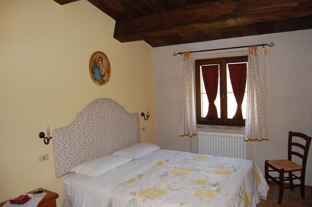 Gasthaus Antica Dimora Sarnano Exterior foto